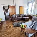 アパート Luxury Penthouse With Giga Terrace In Buda Center